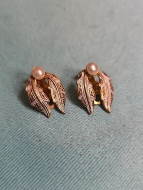 Damascene Vintage Clip Ons